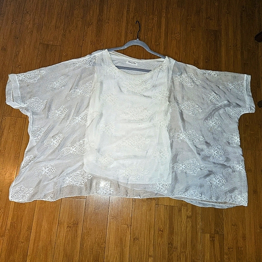 ALOHA I KE KAI WOMEN'S S ITALIAN CHIFFON DRAPED TOP. WHITE. GORGEOUS. 📸